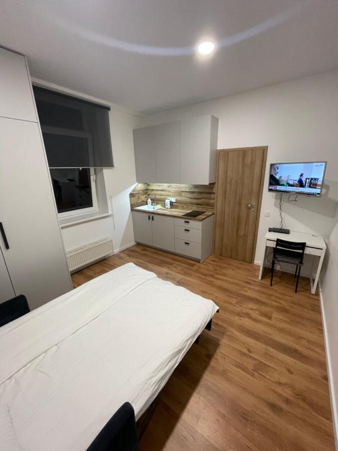 Airport Apartment 29 Self Check-In Free Parking VNO Kültér fotó